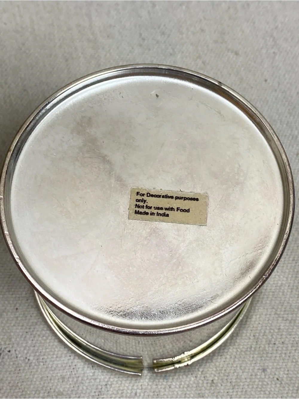 N/A shiny silver